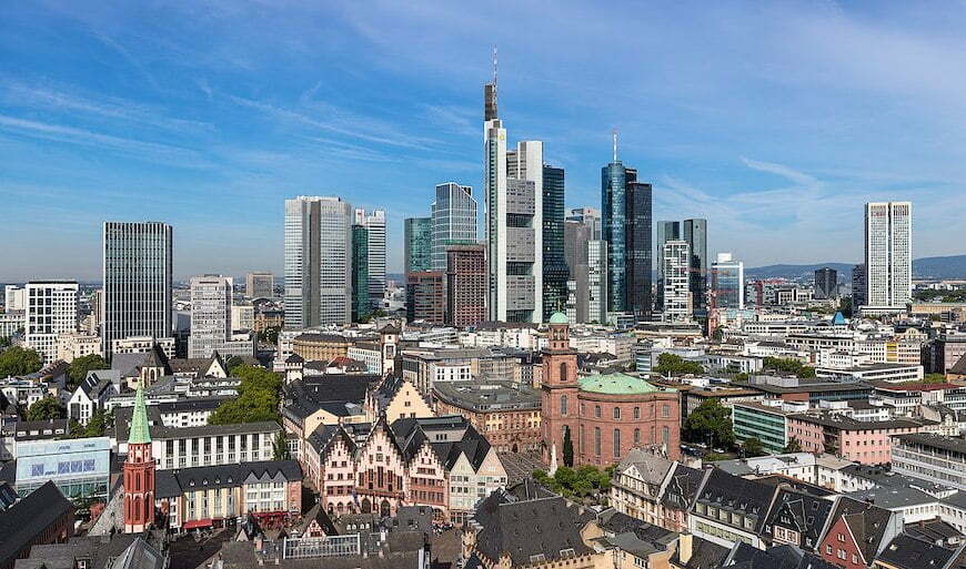 Dr. Lukian attends 12th International Symposium in Germany - The founder of Lucia Clinic at brilliant Dermatology and Cosmetic surgery symposium in Frankfurt.