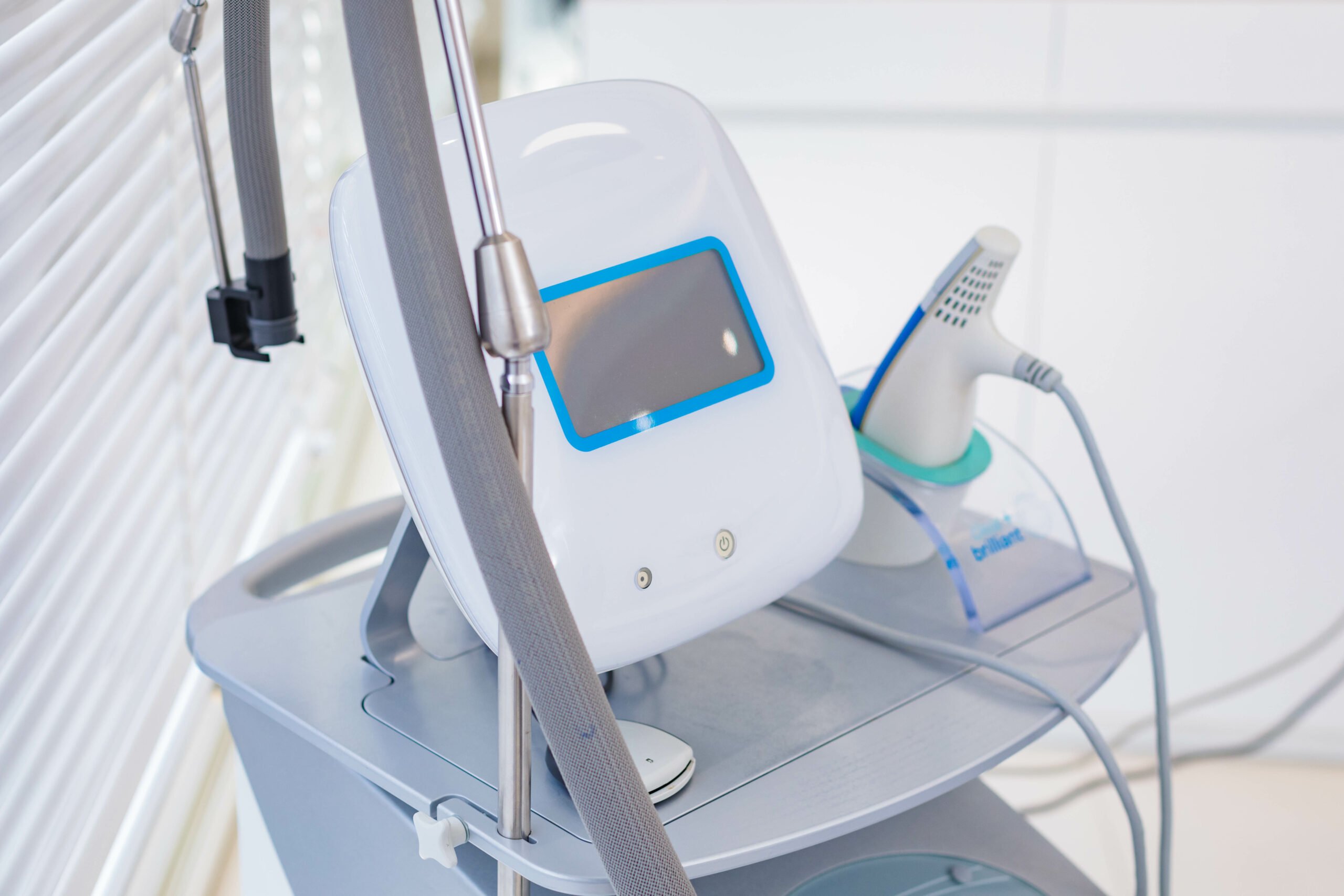 LEAVE THE PAST BEHIND AND OPEN UP TO THE BRIGHT NEW FUTURE