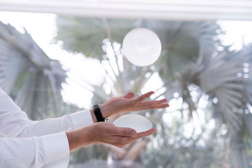 How to choose the breast implants