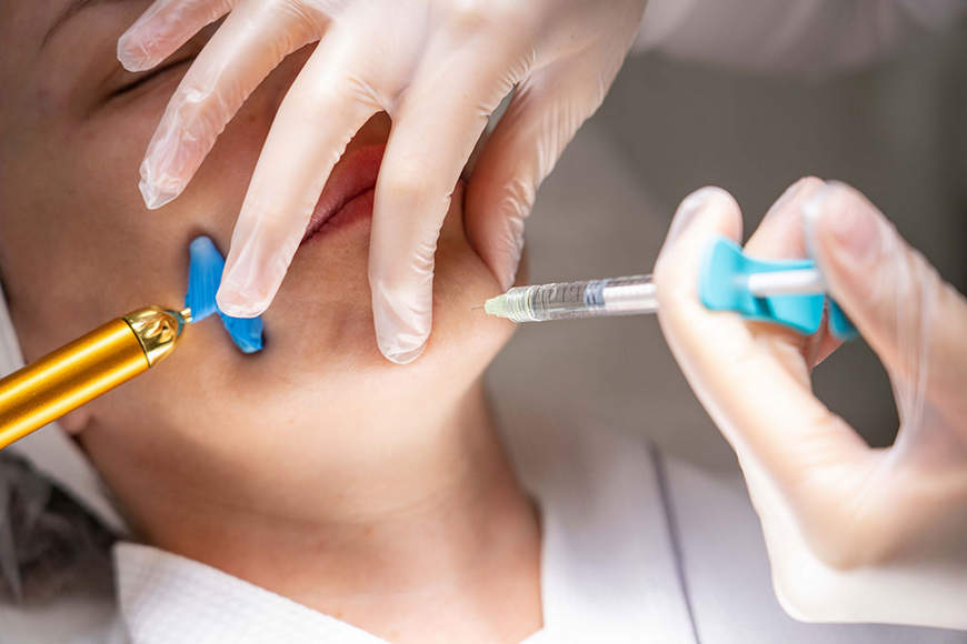 MAKE YOUR FACE LOOK LIKE A PERFECT CANVAS