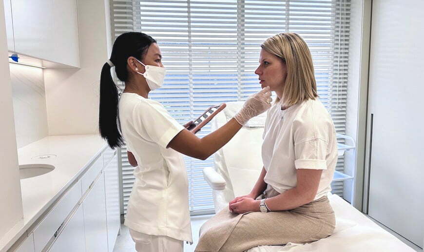 Ultherapy, the ultimate bespoke facial skin rejuvenation - get best results from fully customized Ultherapy treatment, after consultation with skin therapist.